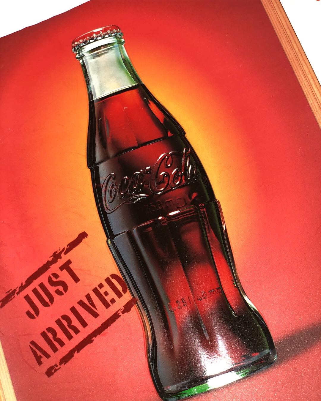 Coca-Cola Tailormade Vintage Leaflet with embossed bottle (internal view)